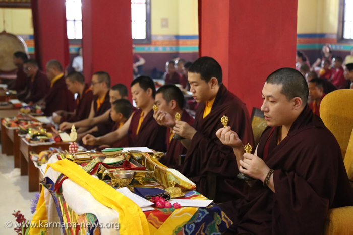 Afternoon puja at Karmapa International Buddhist Institute comme