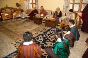 Sangyumla´s Family visits Karma Temple
