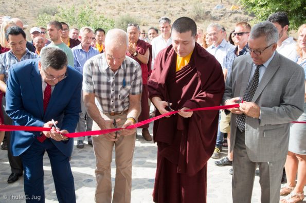 Karmapa-visits-Karma-Guen-2017-08-17-to-22.-Inaughuration-of-new-library